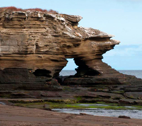 puerto-egas-santiago-islands